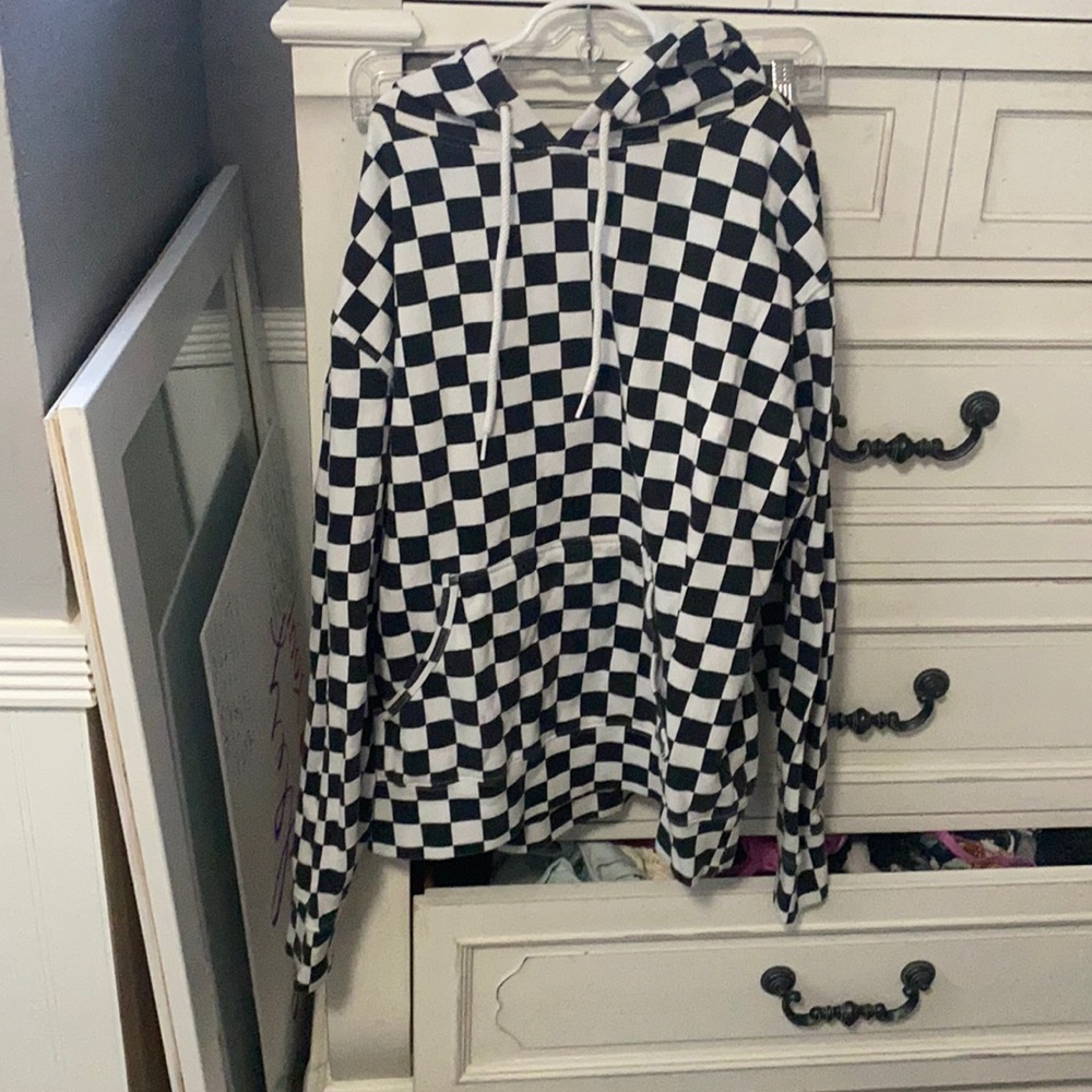 Checkered sweatshirt